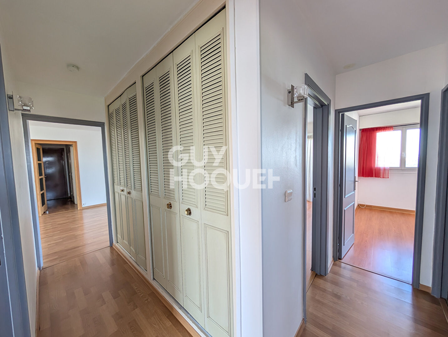 Marly Le Roi - 6 pièces, 4 chambres, 112 m2 - Etage élevé