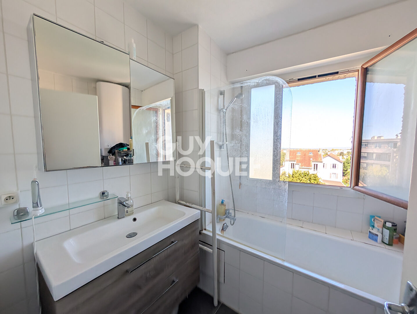 3-4 PIECES 83m2 MARLY LE ROI PROCHE VILLAGE