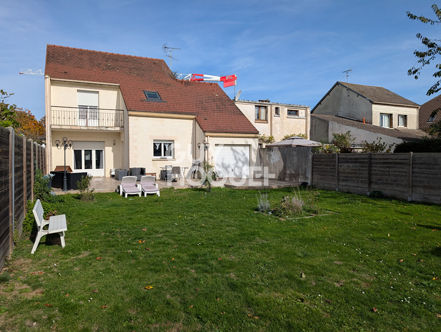 MAISON 5 pièces 123 m2 LOCATION NUE