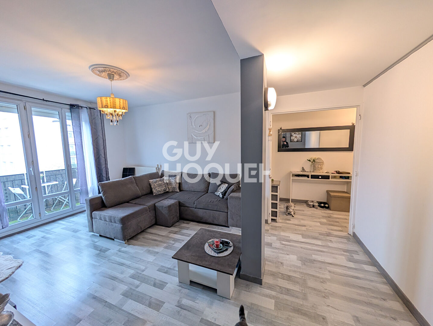 DERNIER ETAGE 3 PIECES 2 CHAMBRES RUEIL CENTRE