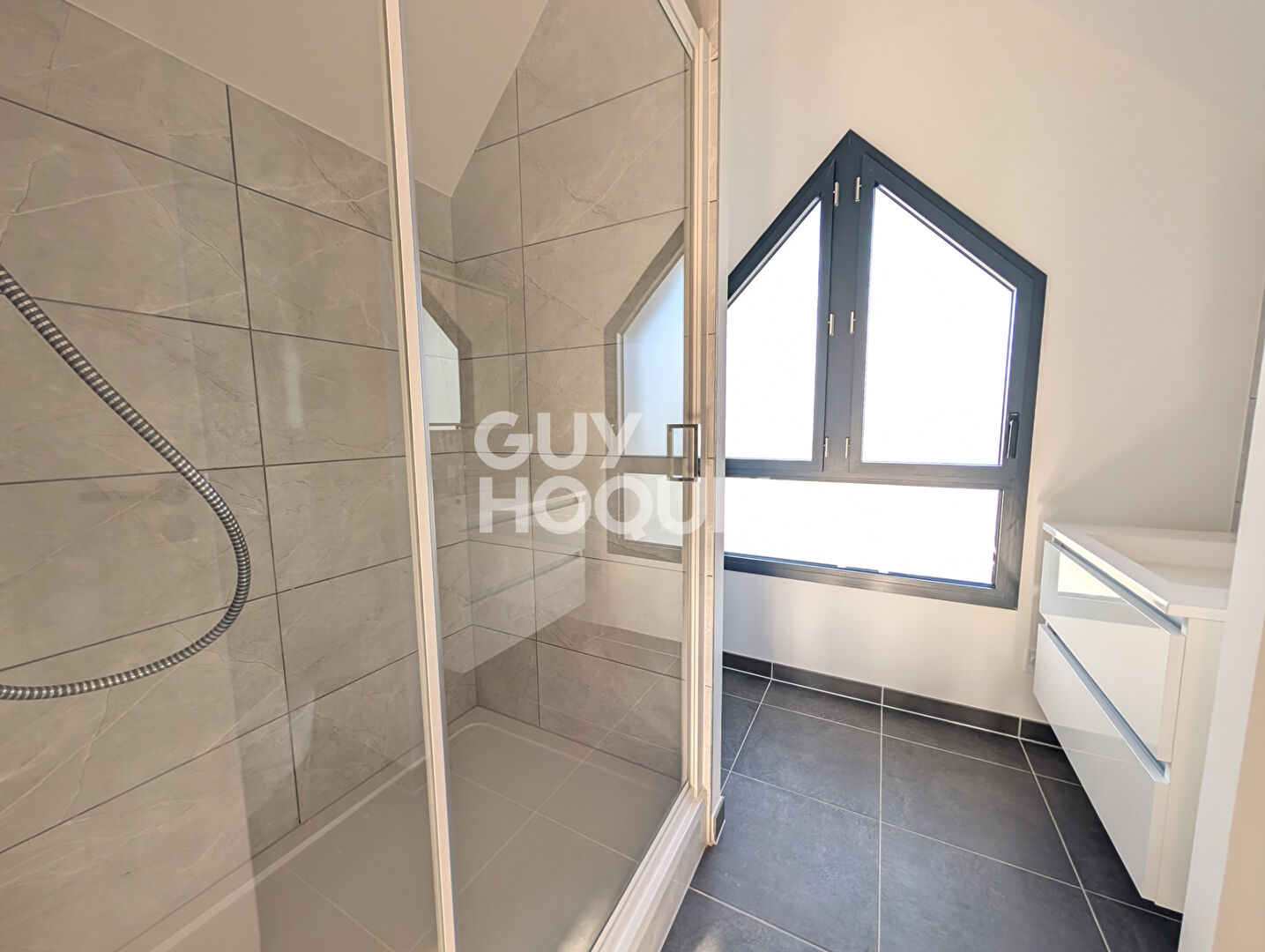 MAISON NEUVE 99m2, 3 CHAMBRES, JARDIN 135m2