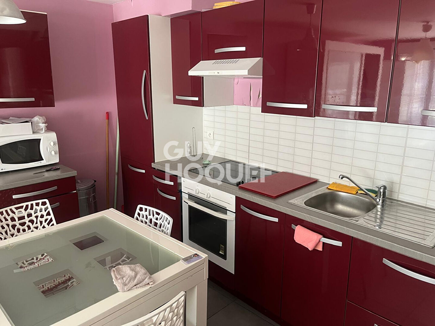 TERRAIN 2084m2 - MAISON et 2 APPARTEMENTS