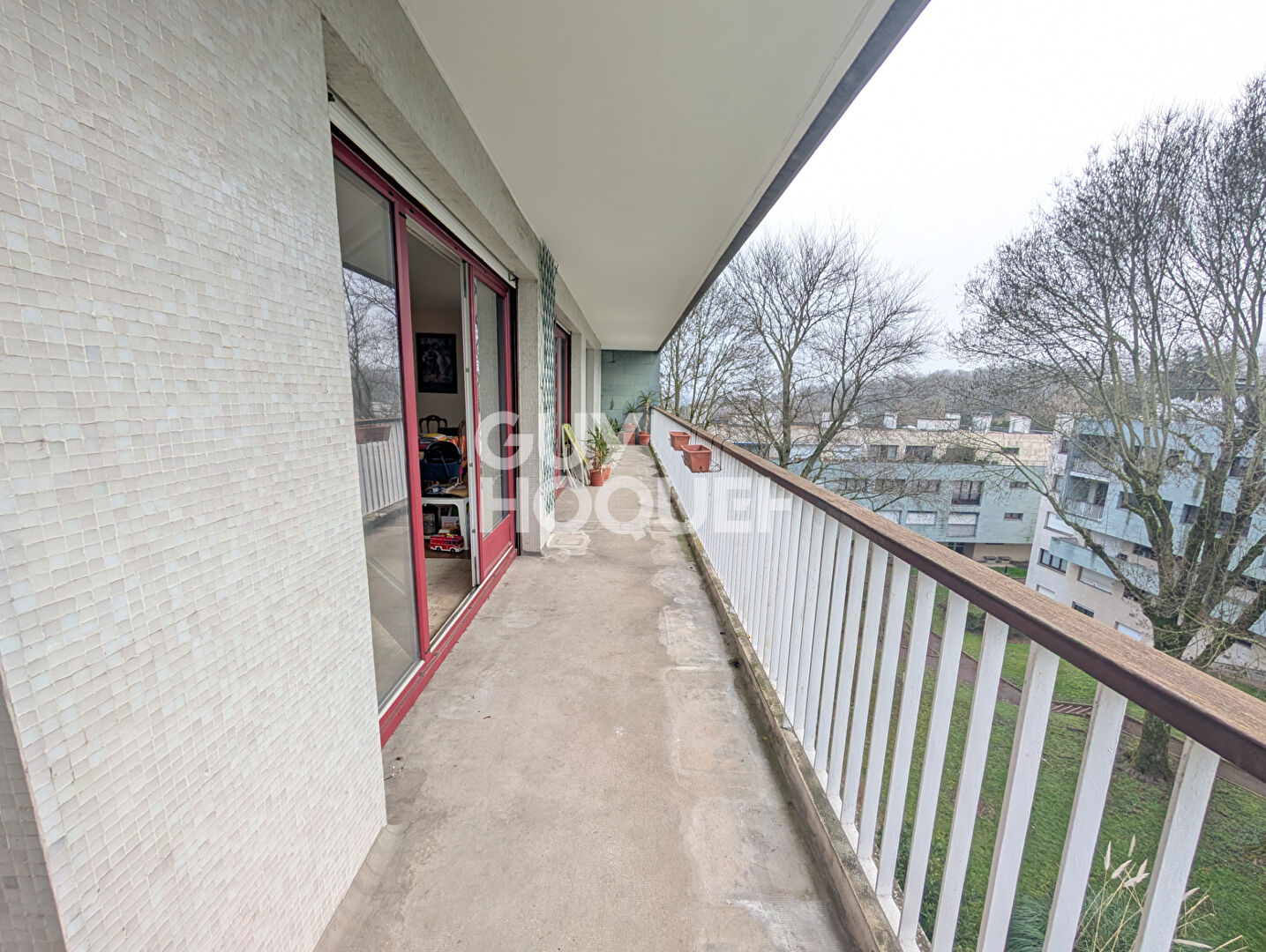 DERNIER ETAGE 6 PIECES 152 m2