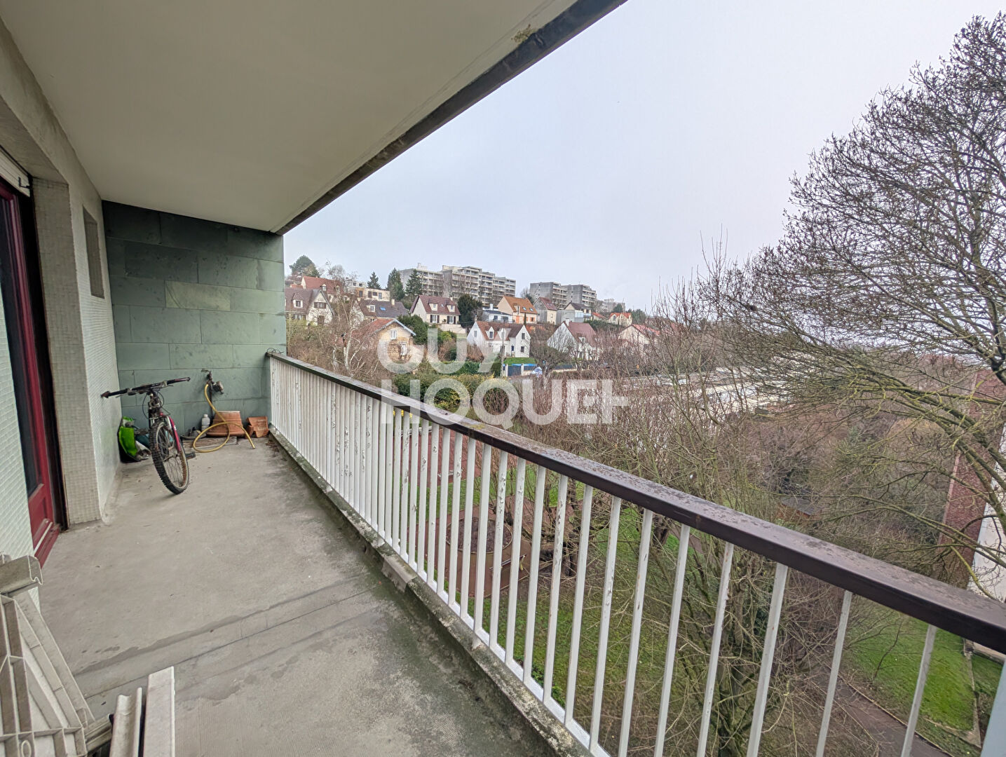 DERNIER ETAGE 6 PIECES 152 m2