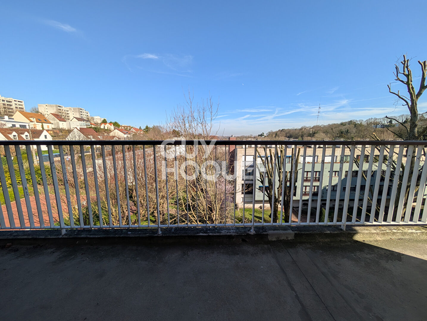 DERNIER ETAGE 6 PIECES 152 m2