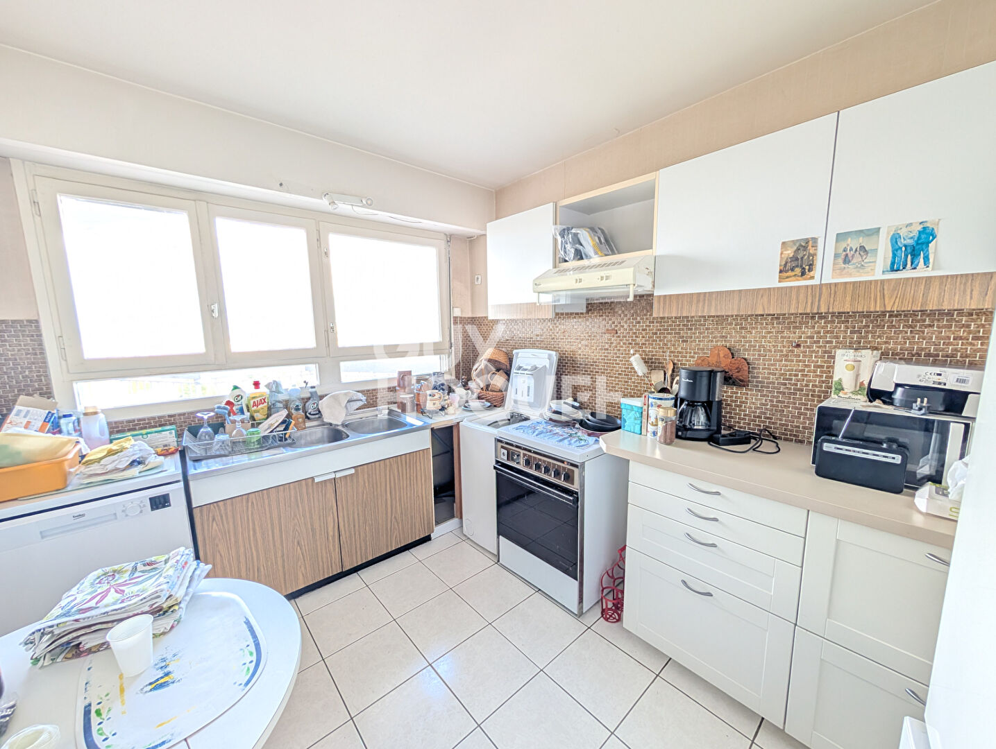 3 PIECES 66m2 ETAGE ELEVE