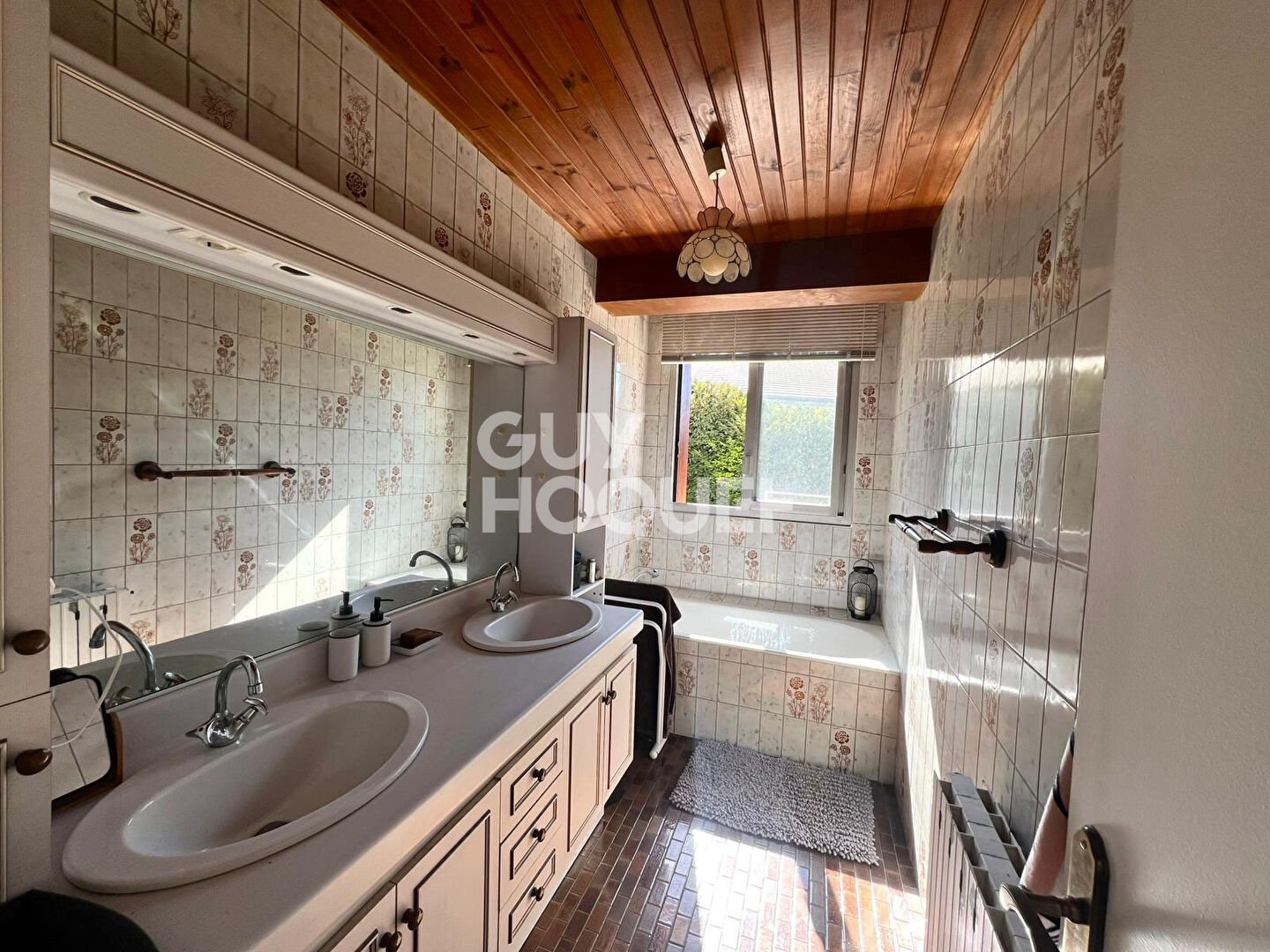 Maison familiale lumineuse au calme / 4 chambres / Jardin et terrasse