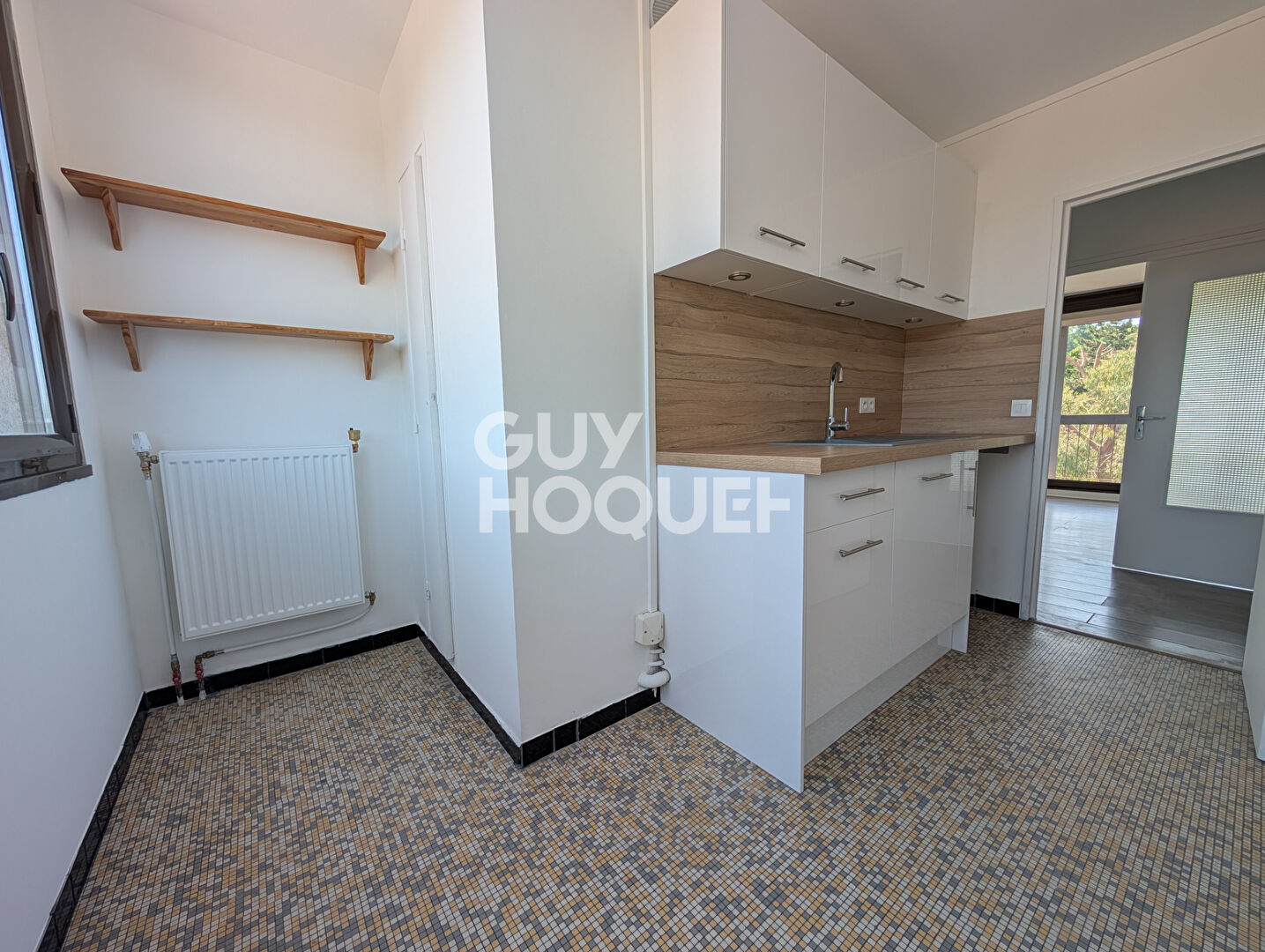 2 PIECES 50m2 ENTIEREMENT RENOVE