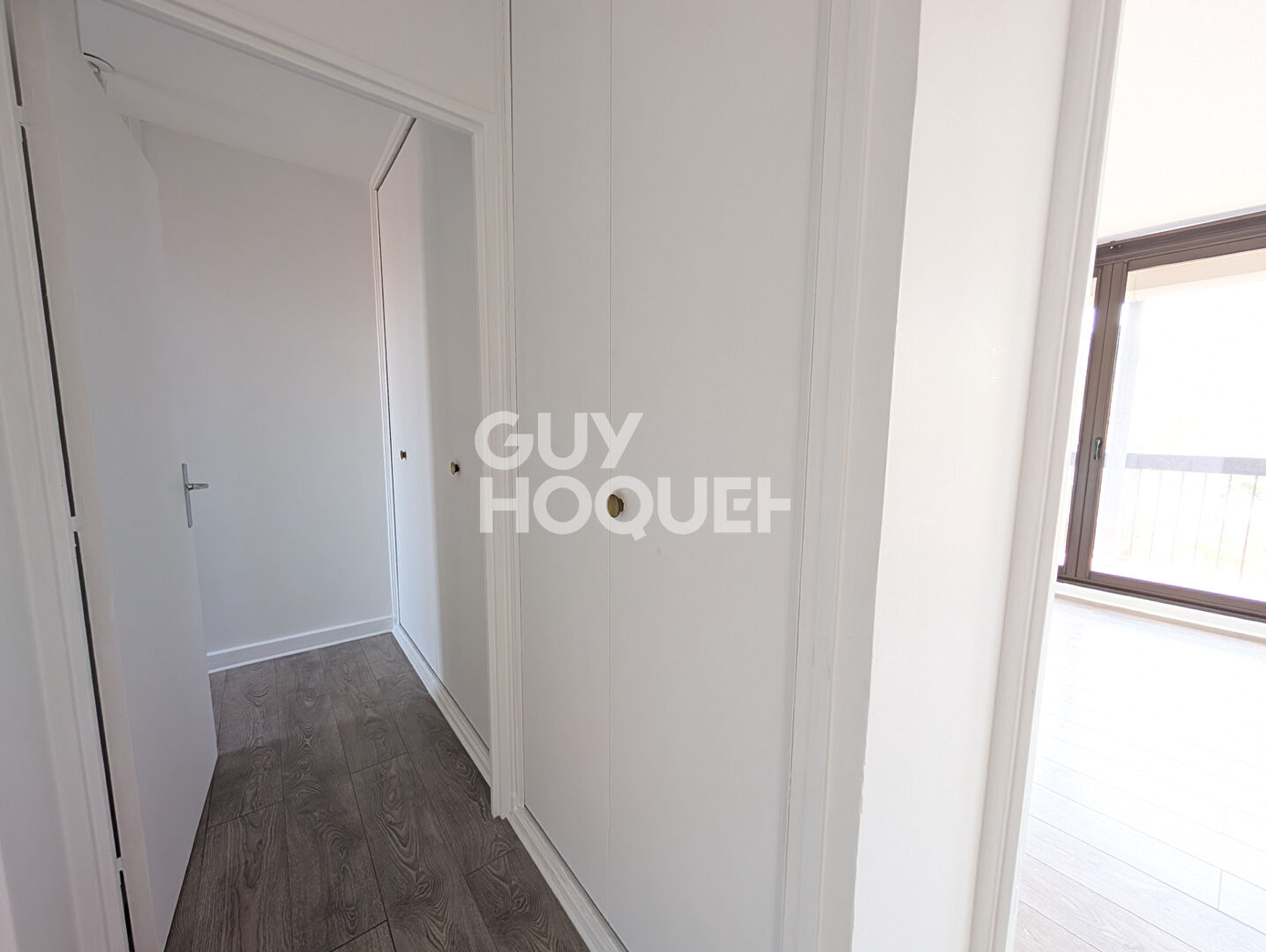 2 PIECES 50m2 ENTIEREMENT RENOVE