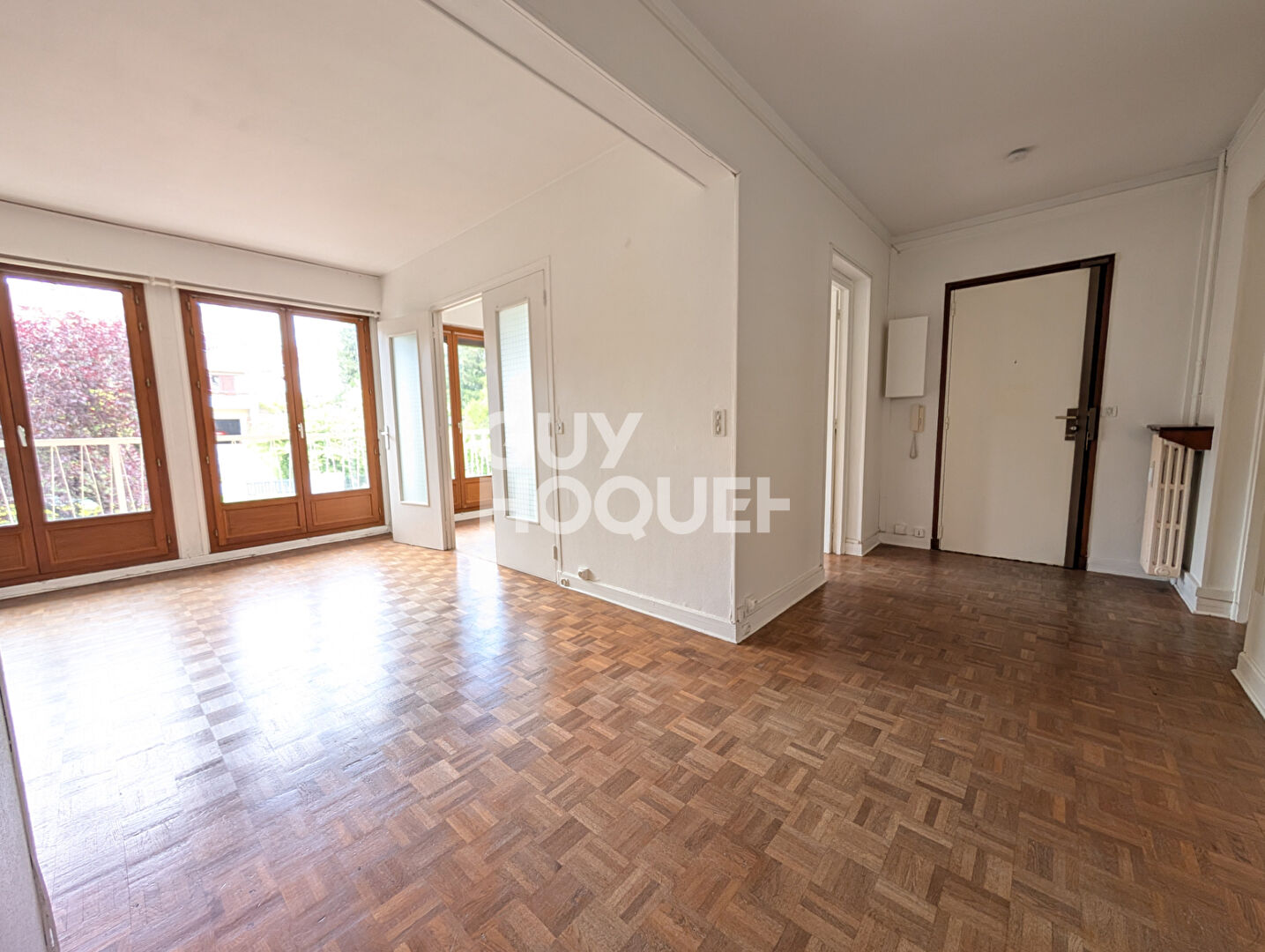 5 PIECES 3 CHAMBRES 106 m2