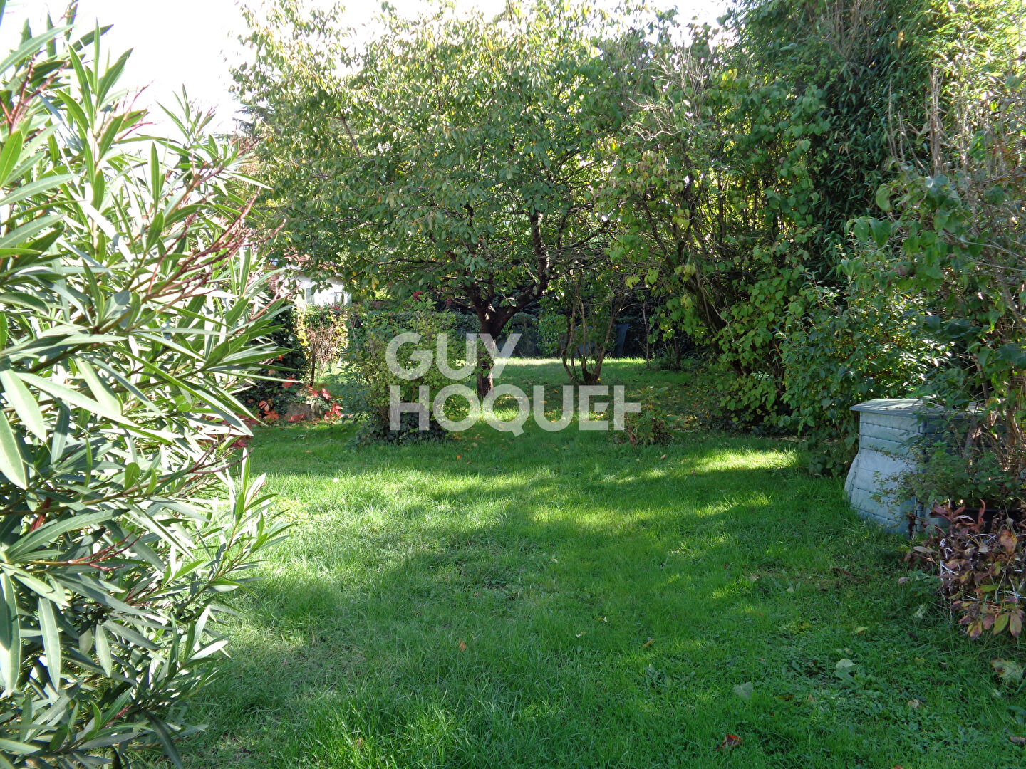 Maison Marmande à rénover sur terrain arboré de 602 m2