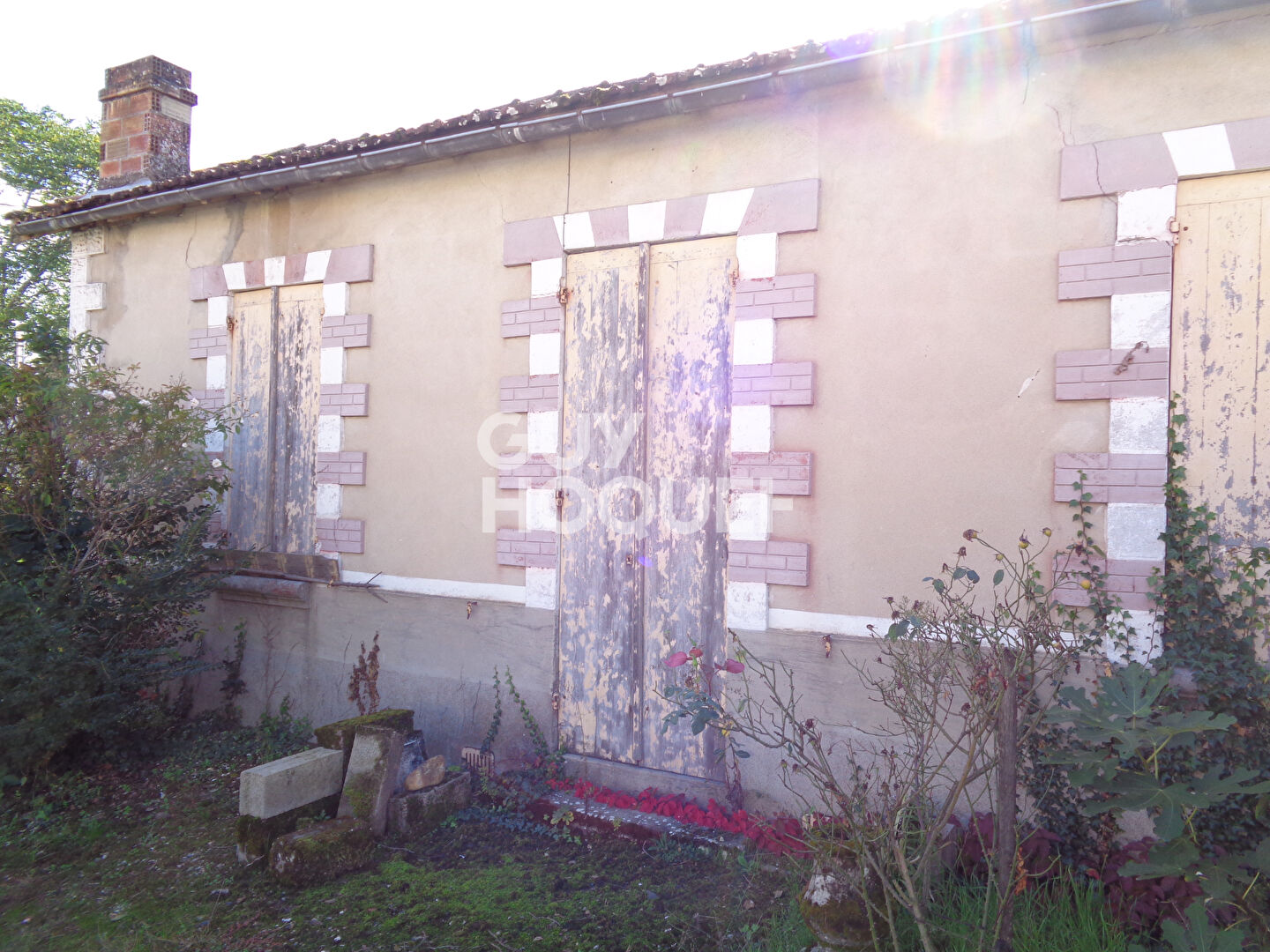 Maison Marmande à rénover sur terrain arboré de 602 m2