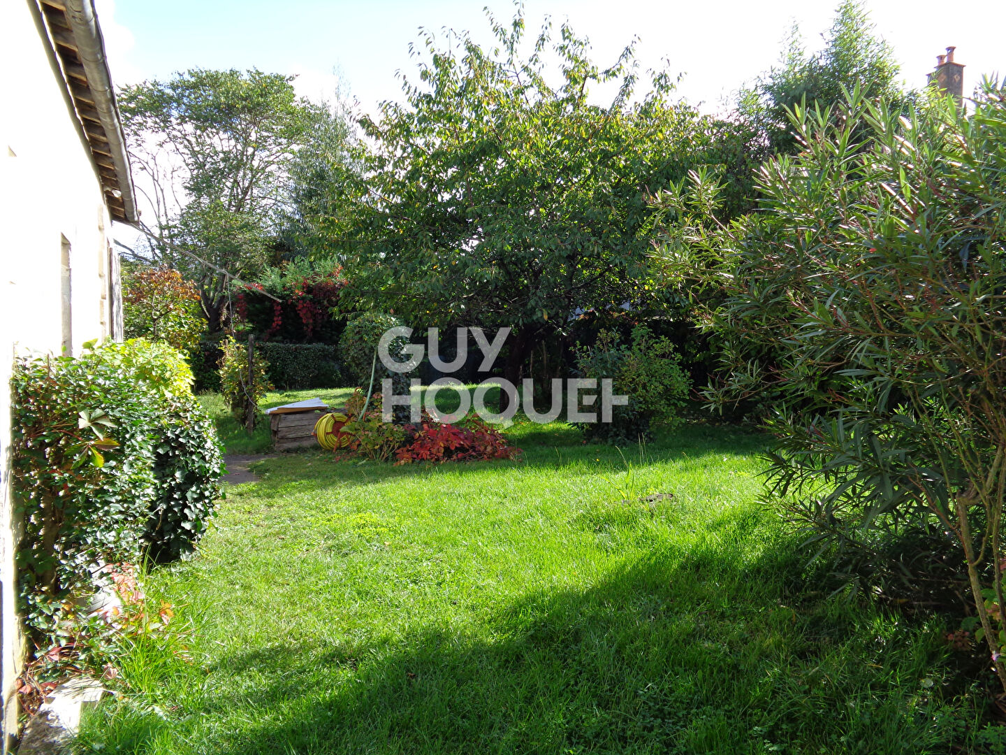 Maison Marmande à rénover sur terrain arboré de 602 m2