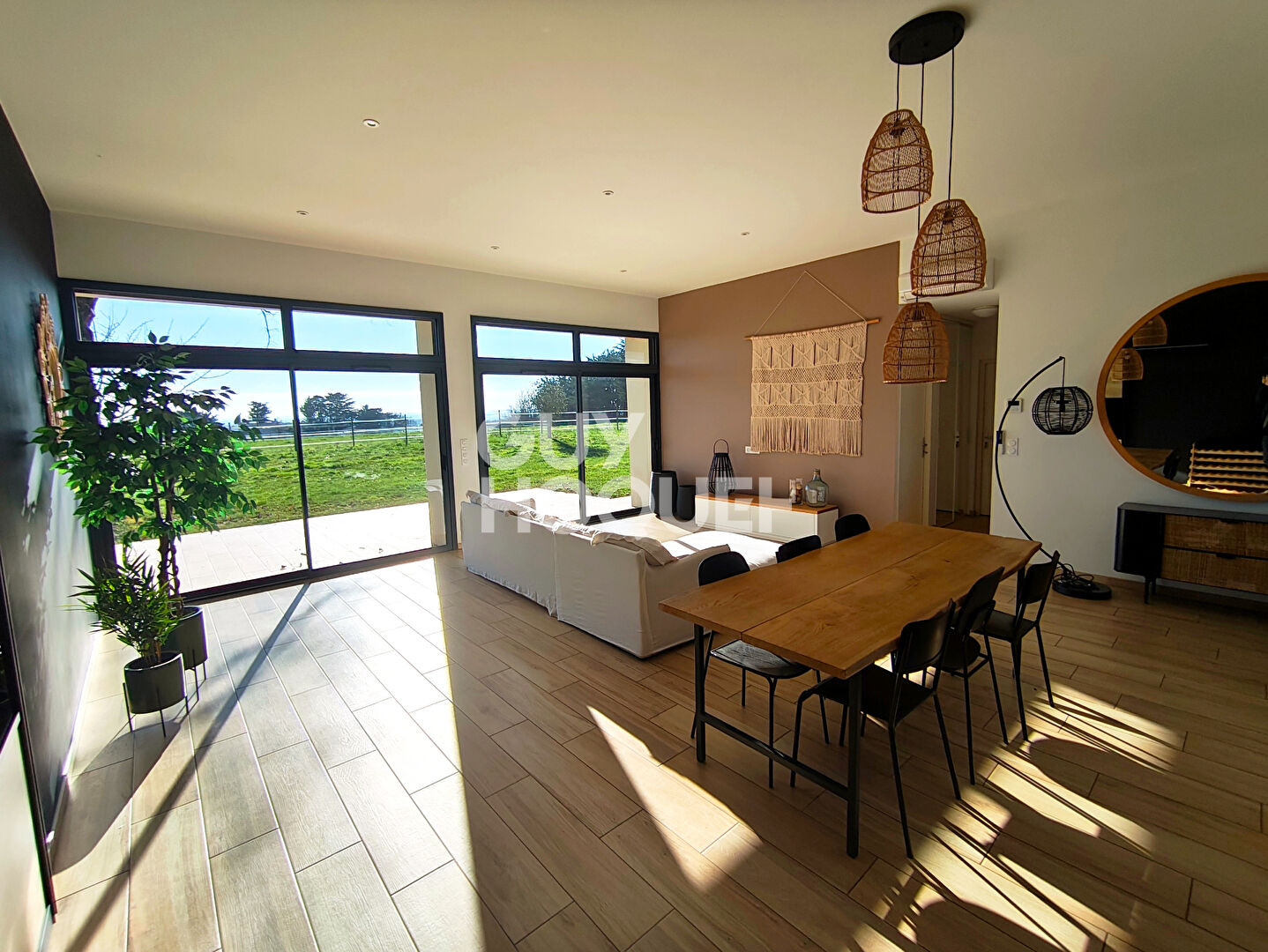 Propriété équestre avec panorama exceptionnel