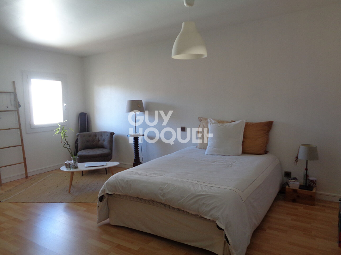 Maison de ville Marmande, 130 m2 avec cour et garage.