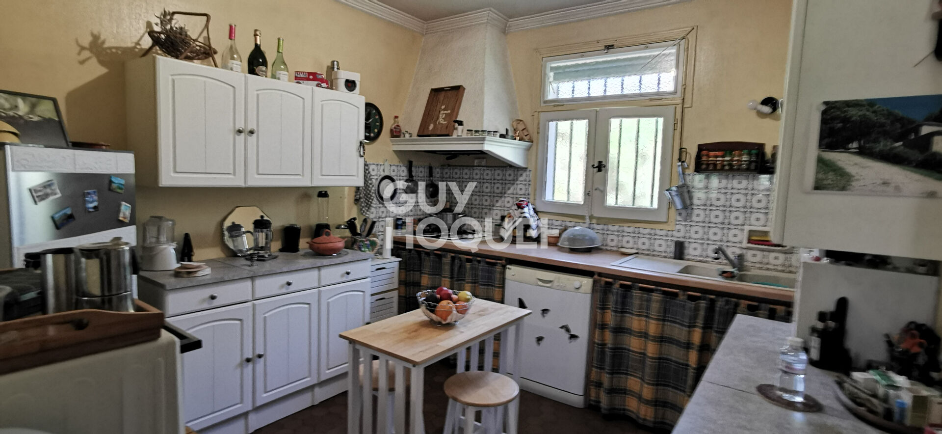 Maison  de ville en pierre  GONTAUD DE NOGARET 8 Pièces