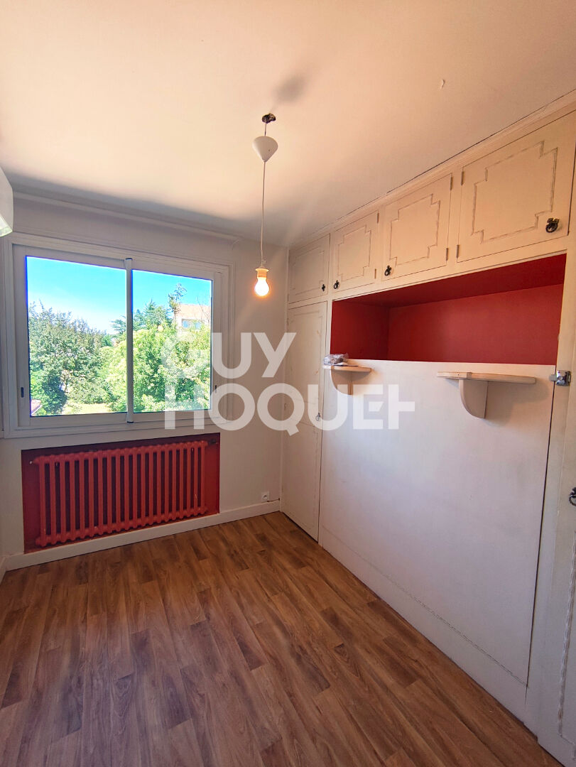 Élégante maison familiale avec piscine intérieure