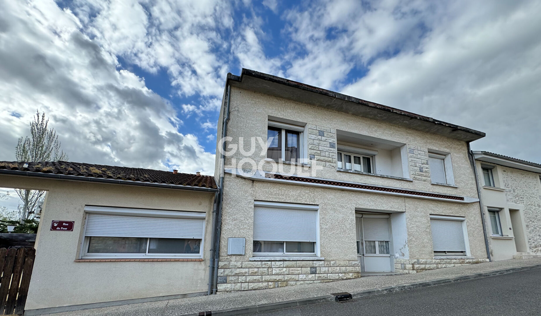 Immeuble de rapport entre Casteljaloux et Marmande 10 pièce(s) 310 m2