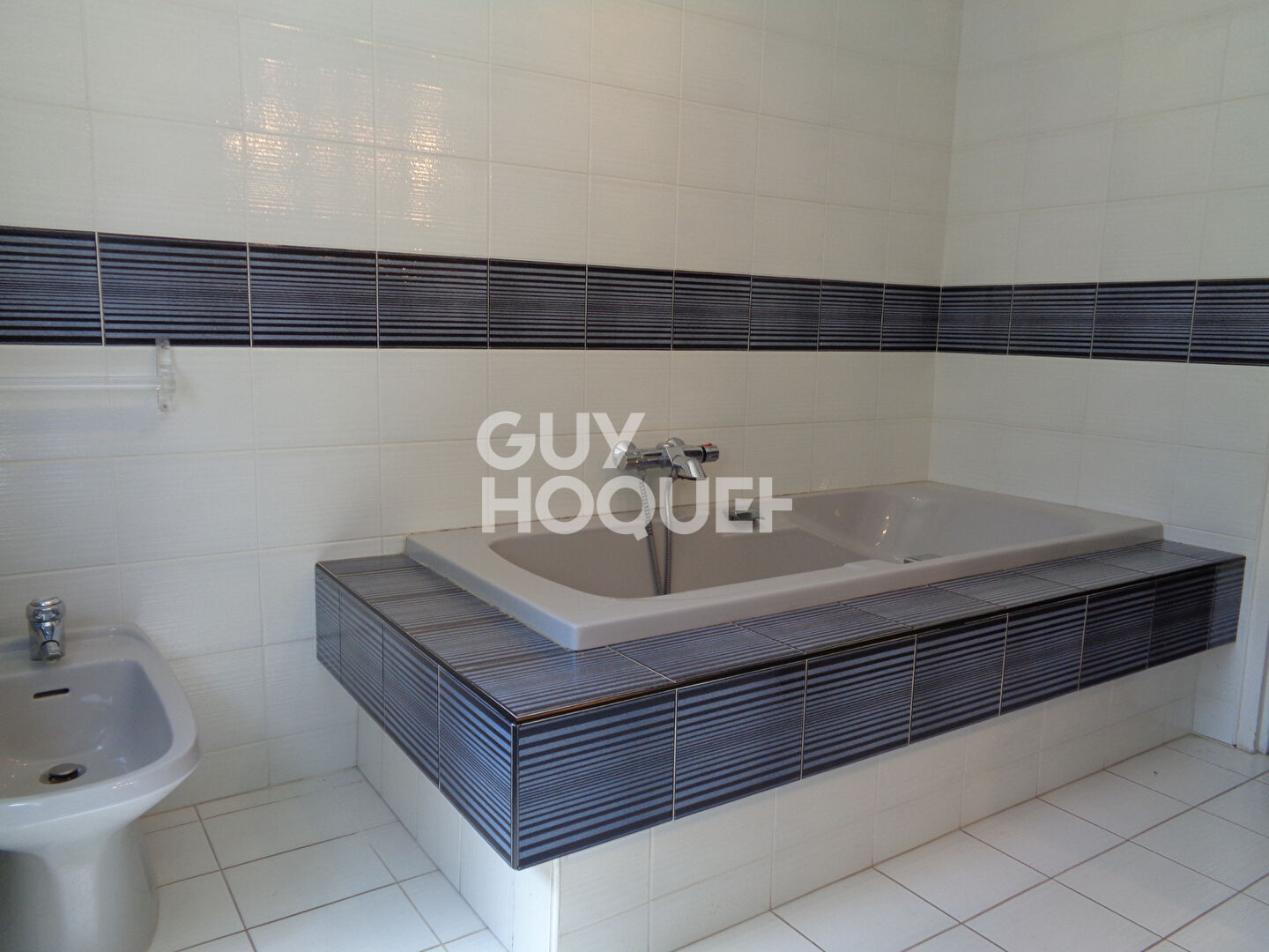 Maison Marmande de plain-pied 104 m2 avec garage et jardin