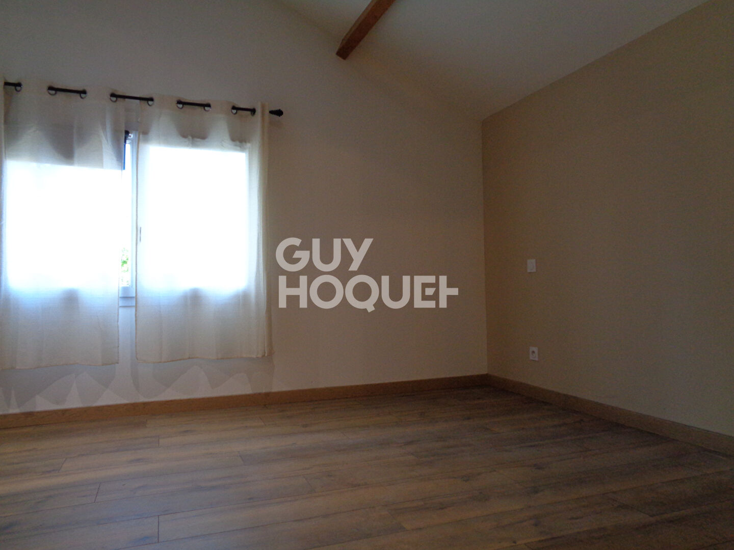 Maison de ville Marmande, 3 chambres et jardin.