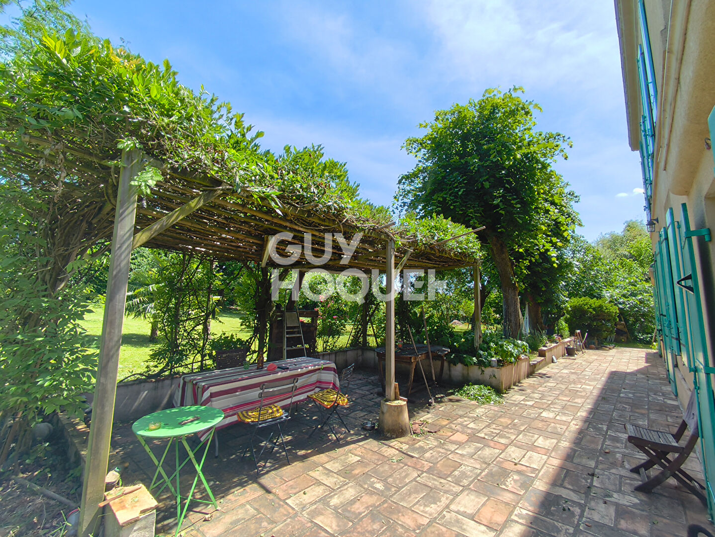 Maison de charme au coeur d'un village du 47