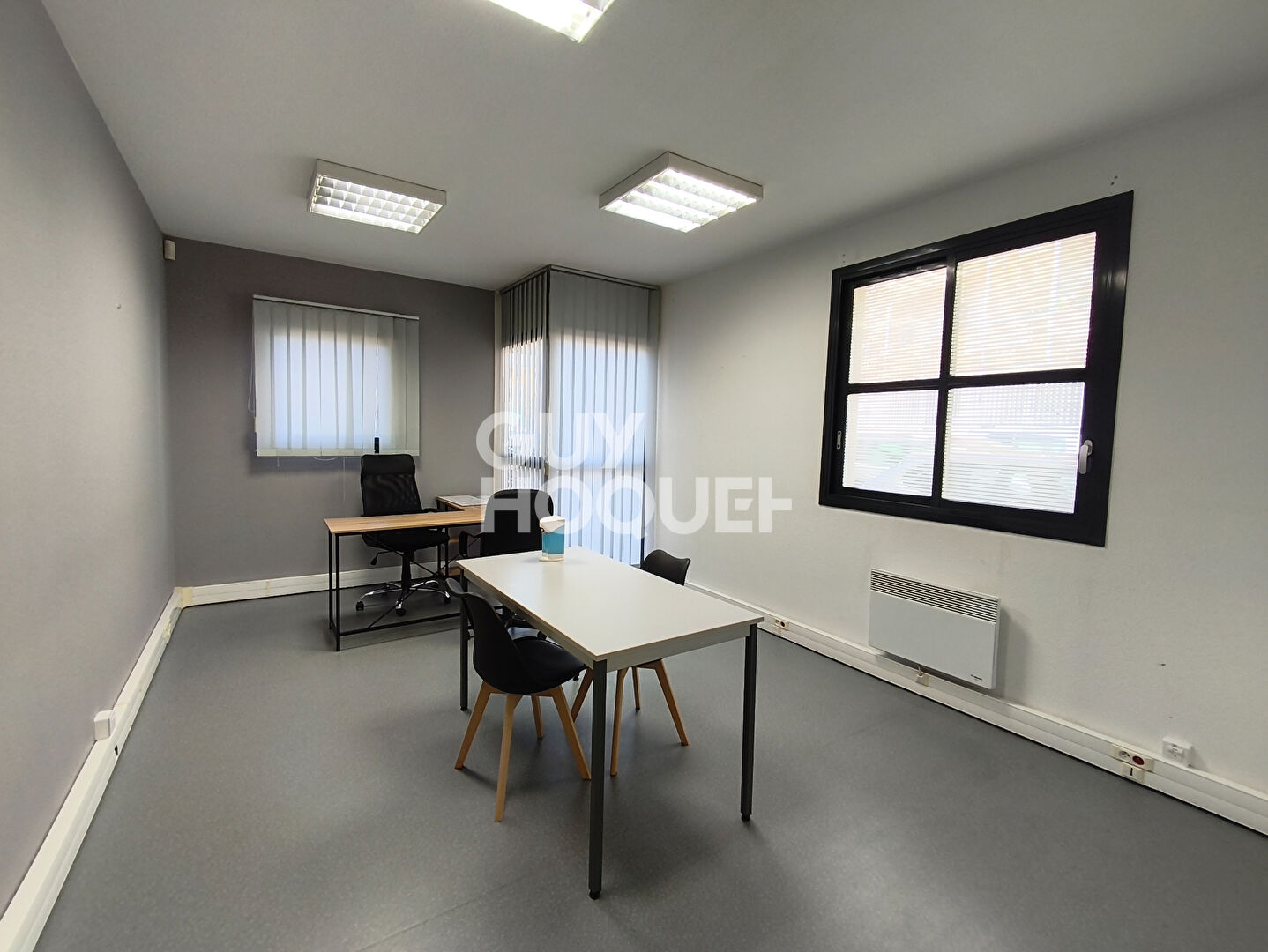 À louer bureaux 265 m²