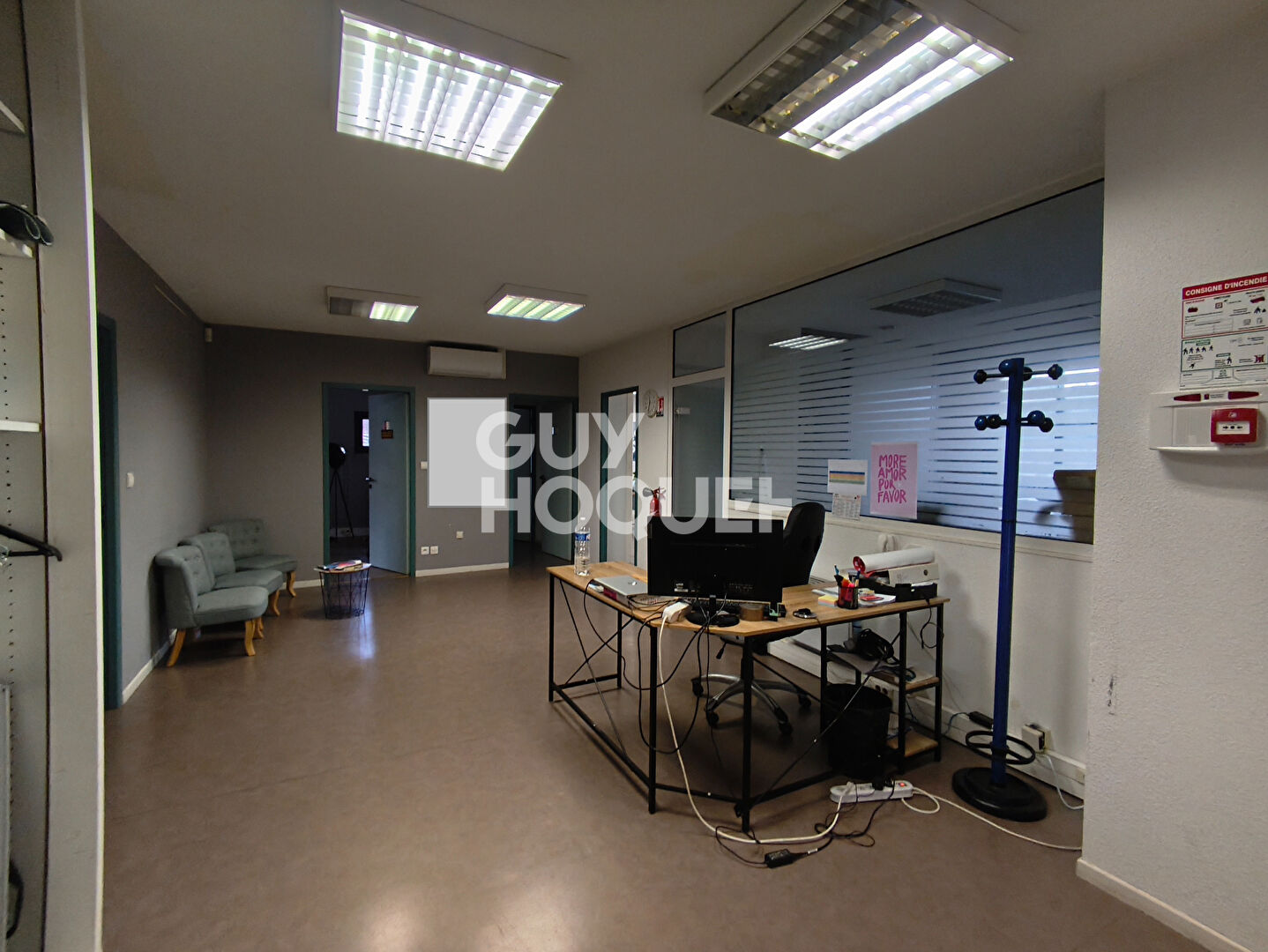 À louer bureaux 265 m²
