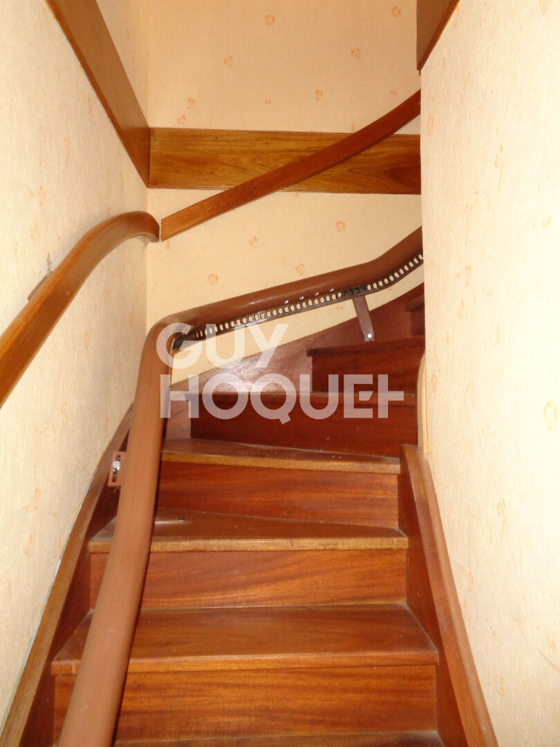 Ensemble immobilier de 2 logements avec rapport locatif à Saint Barthélémy d'Agenais