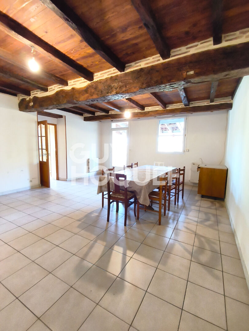 Ancienne ferme de 100 m2 et son terrain de 2800m2