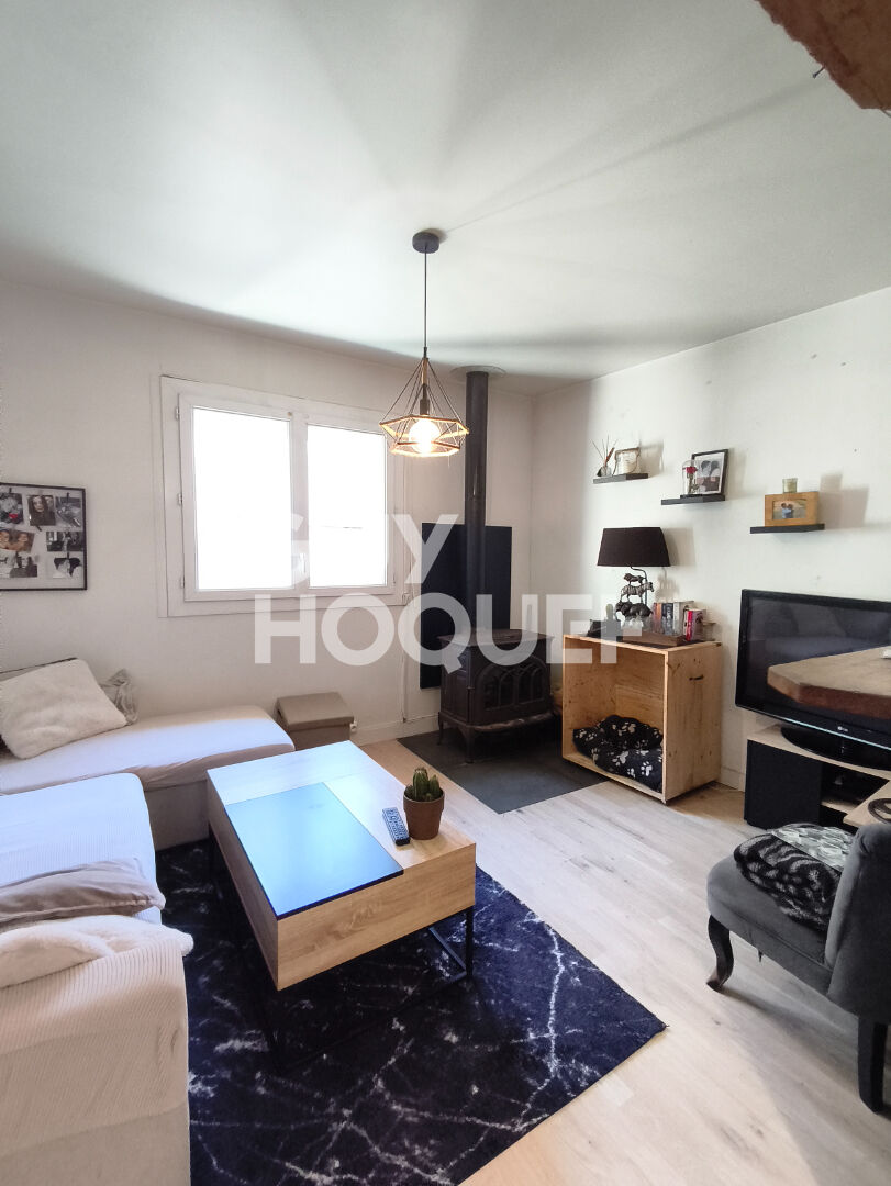 Maison et son jardin dans un petit village proche de Marmande