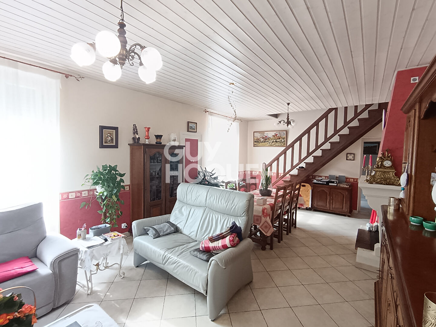 Maison familiale en pierre ? 5 chambres et dépendance