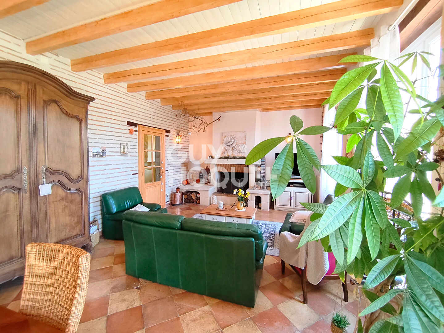 Maison bourgeoise avec dépendances et piscine