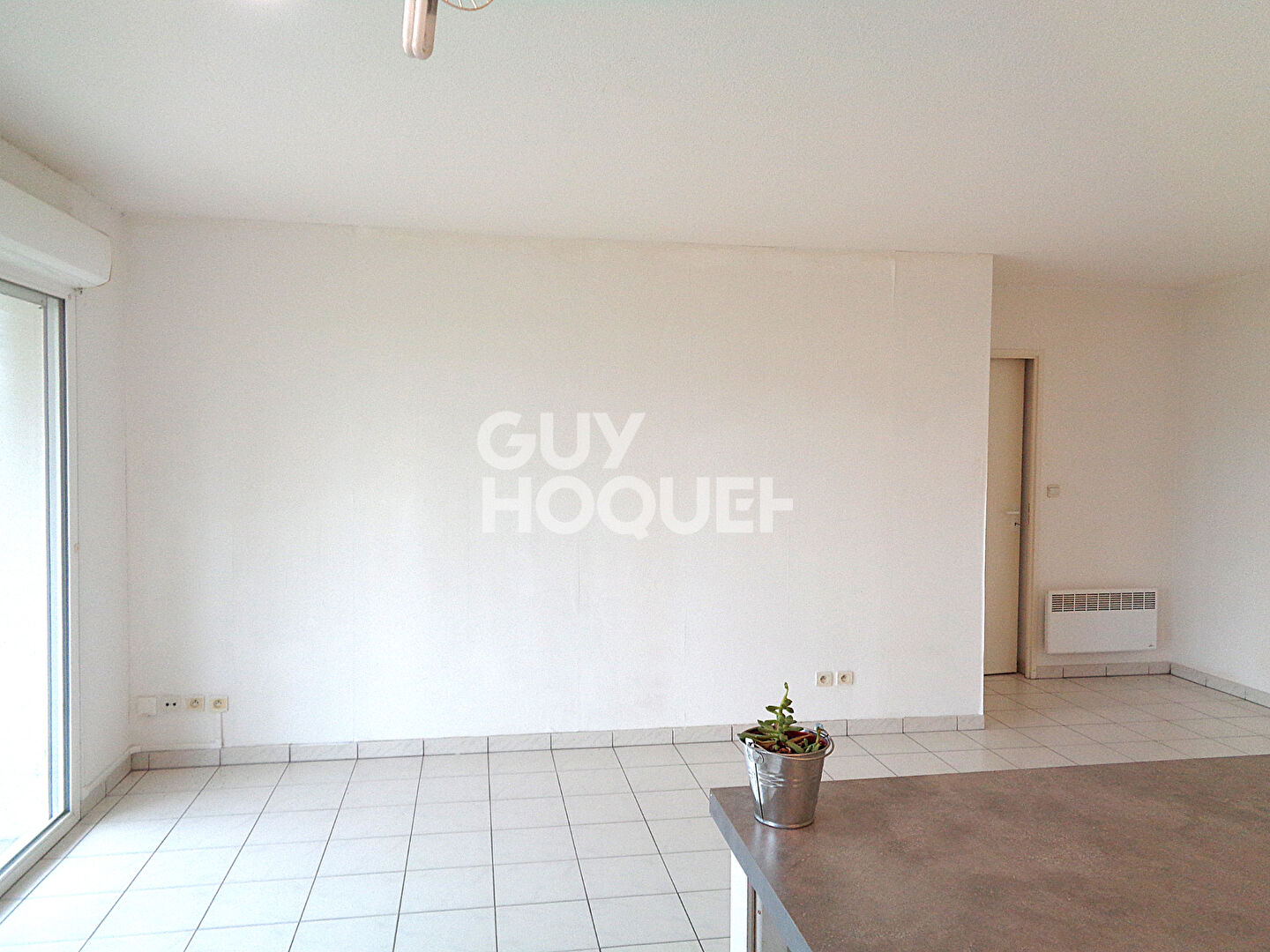 Appartement lumineux Marmande en rez de chaussée /2 chambres /balcon