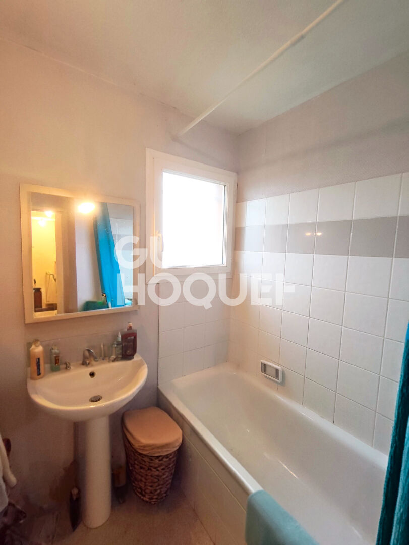 Appartement  plein pied 2 chambres,  jardin