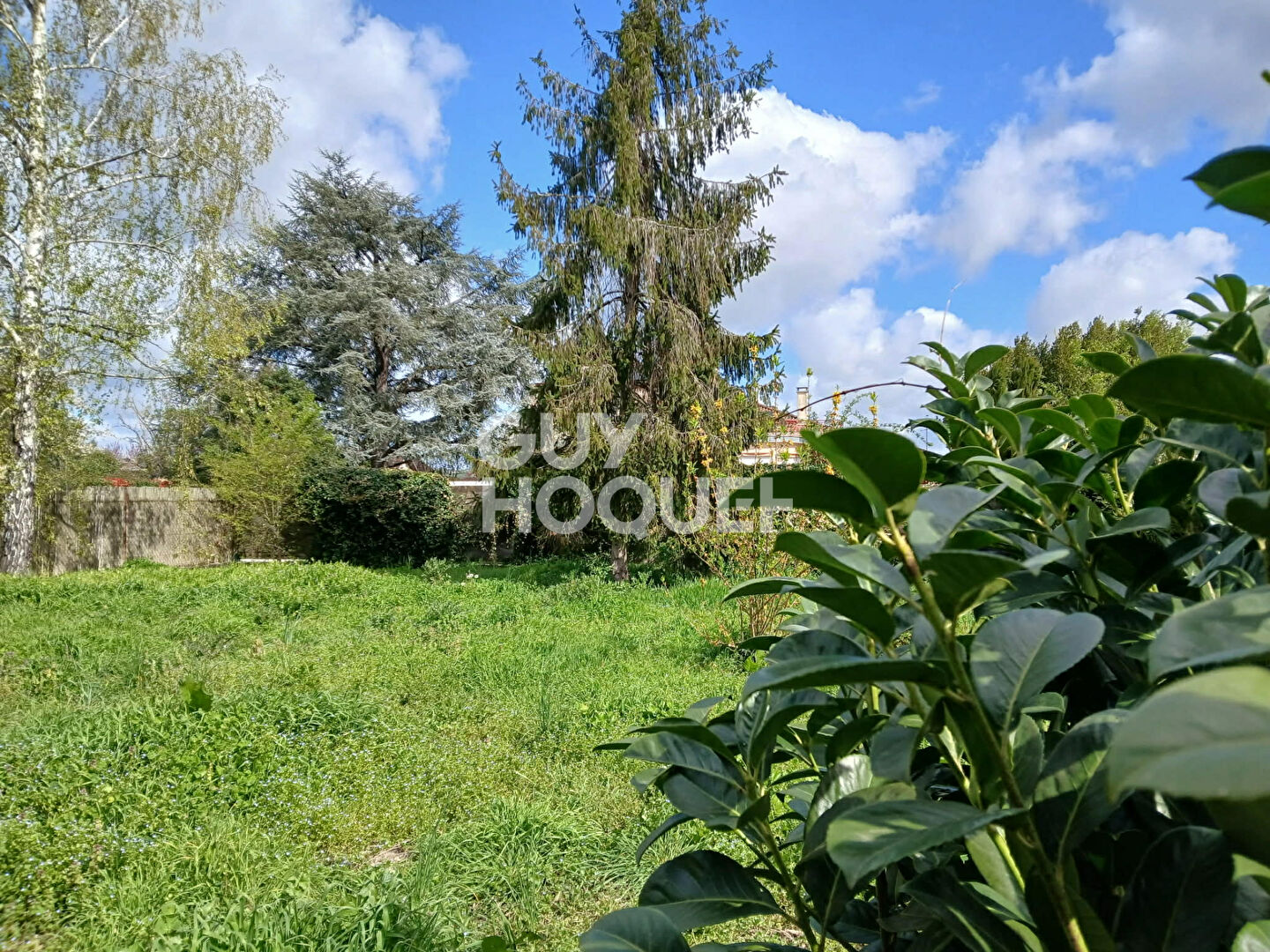 Maison atypique sur Marmande avec jardin
