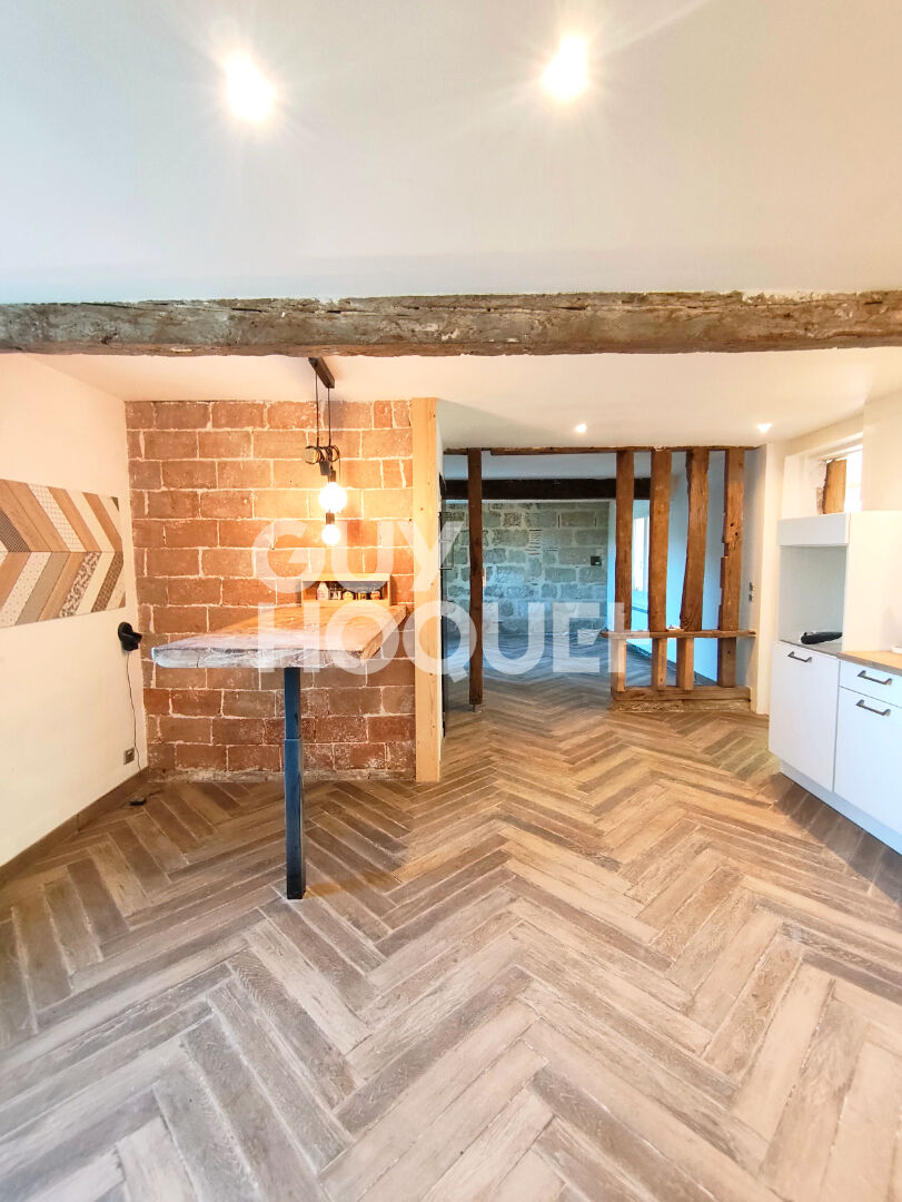 Charmente maison en pierre