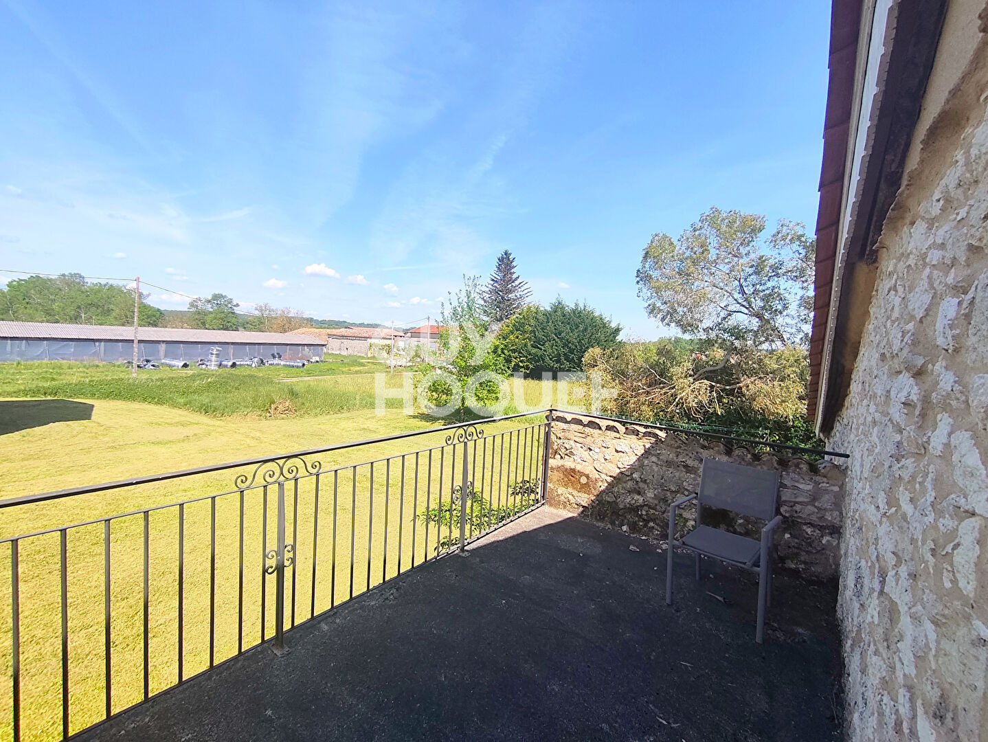 Maison en pierre 5 chambres avec piscine