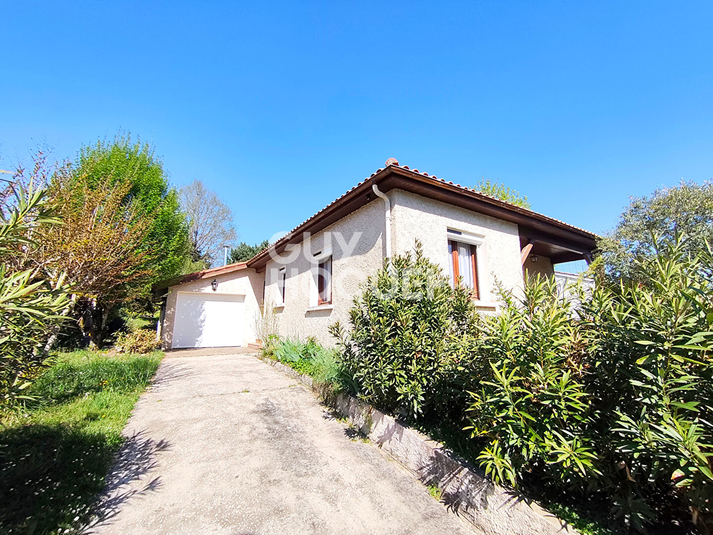 Charmant pavillon de plain-pied