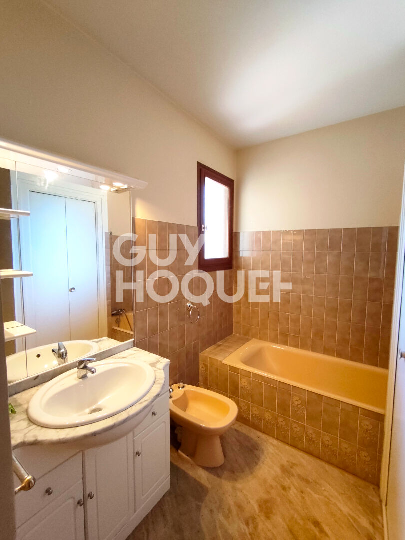 Charmant pavillon de plain-pied