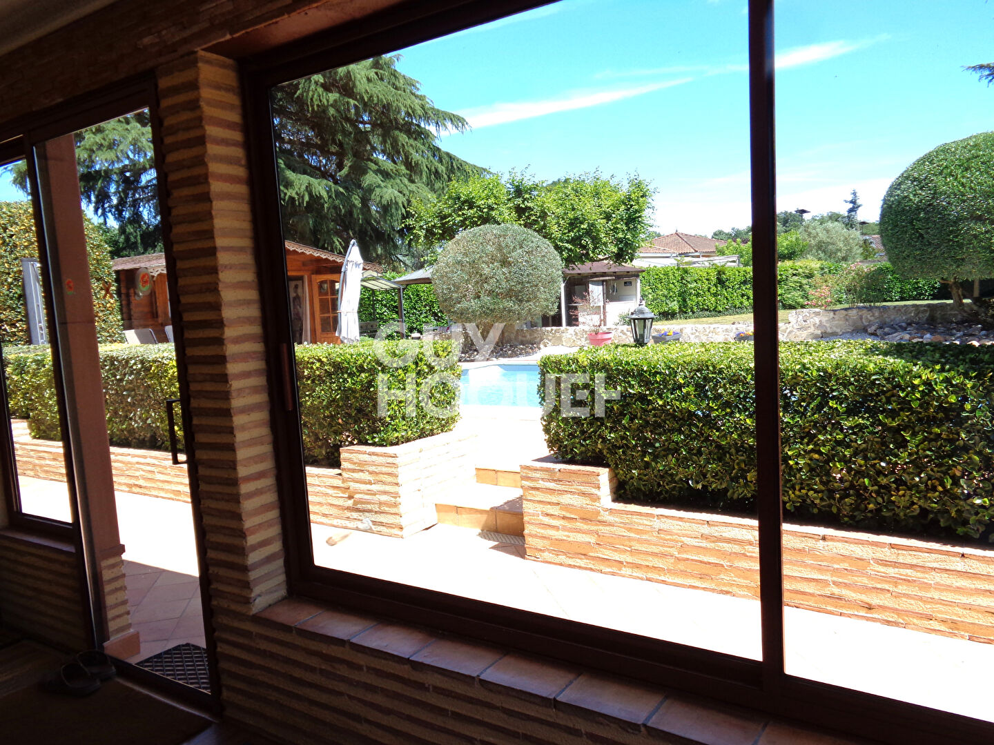 Villa entre Marmande et Casteljaloux 132 m2 / 3 chambres /garage / chalet /piscine et jardin