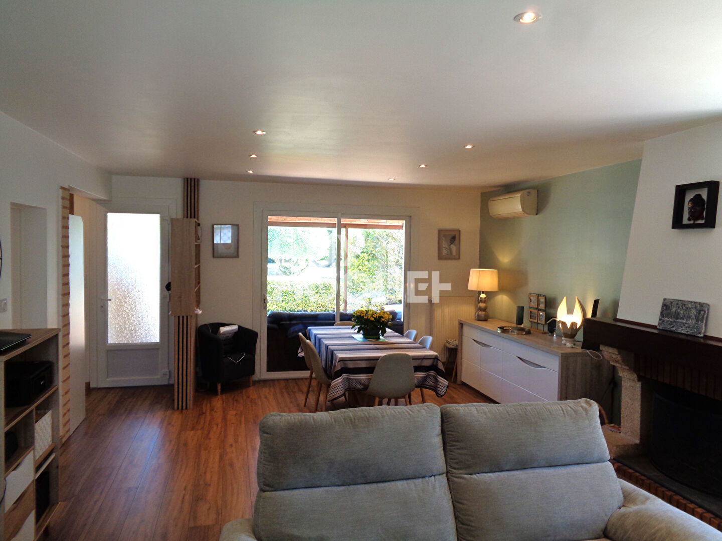 Villa entre Marmande et Casteljaloux 132 m2 / 3 chambres /garage / chalet /piscine et jardin