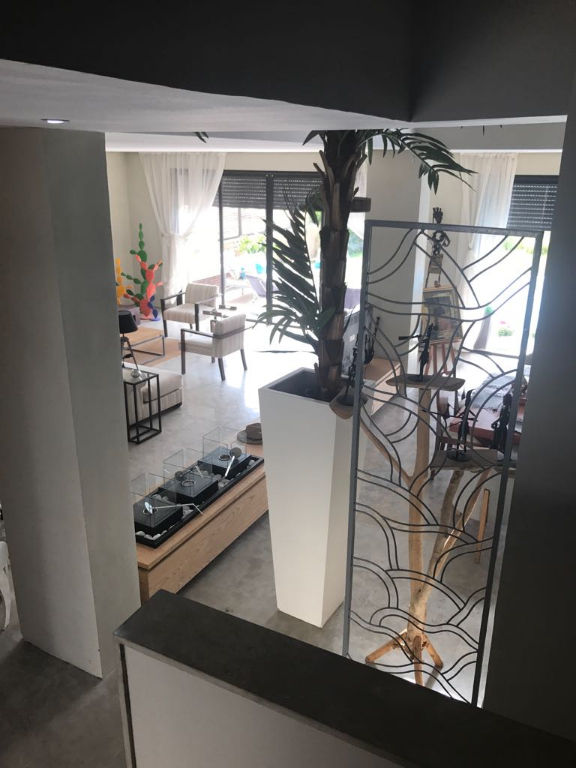 Villa d'architecte moderne avec vue sur golf et sur l'atlas à vendre