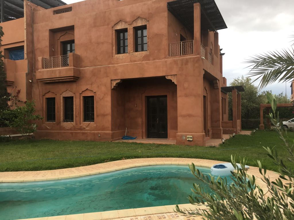 Villa à la palmeraie, d'une surface habitable de 410 m², 4 chambres