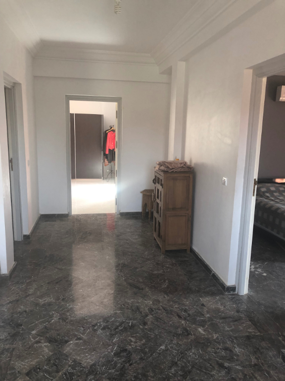 Maison 8 pièces d'une surface habitable de 529 m² à vendre à MARRAKECH (40000).