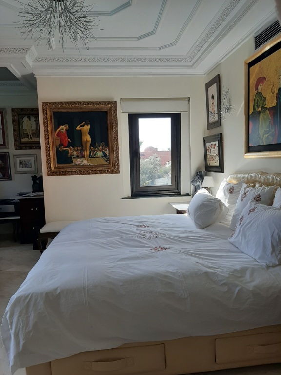 À vendre à MARRAECH , Villa de 6 pièces sur un terrain de 490 m²