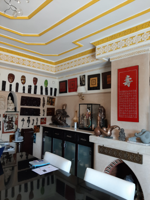 À vendre à MARRAECH , Villa de 6 pièces sur un terrain de 490 m²