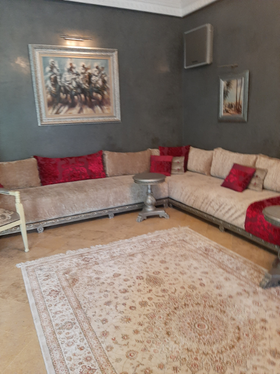 Achat|Vente : villa sur un terrain de 450 m²  5 chambres à Targa avec Piscine