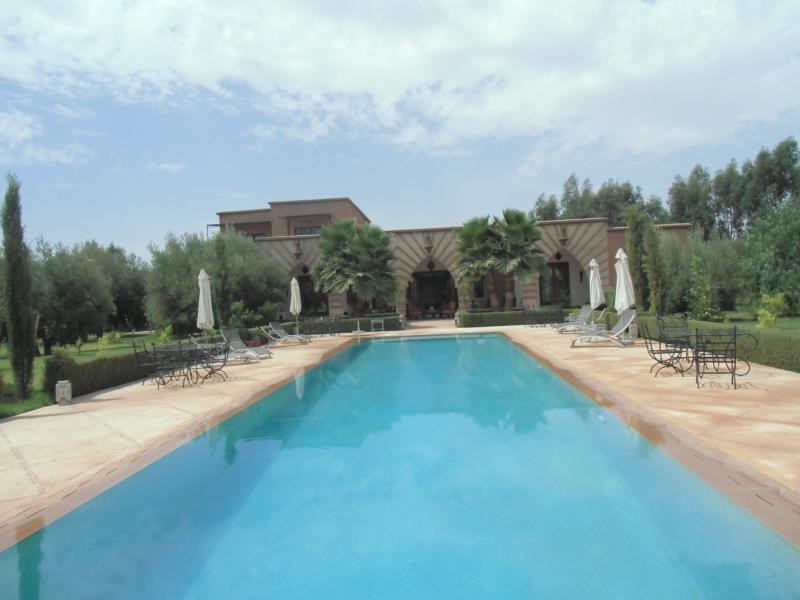 Maison d' 1HA , Rte de Ouarzazate
