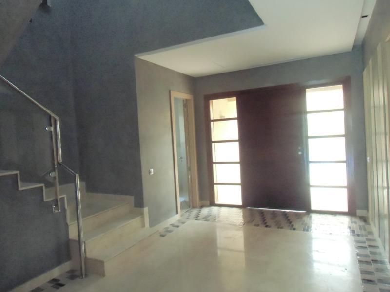 PRESTIGIA : Villa de 300m²