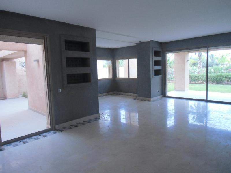 PRESTIGIA : Villa de 300m²
